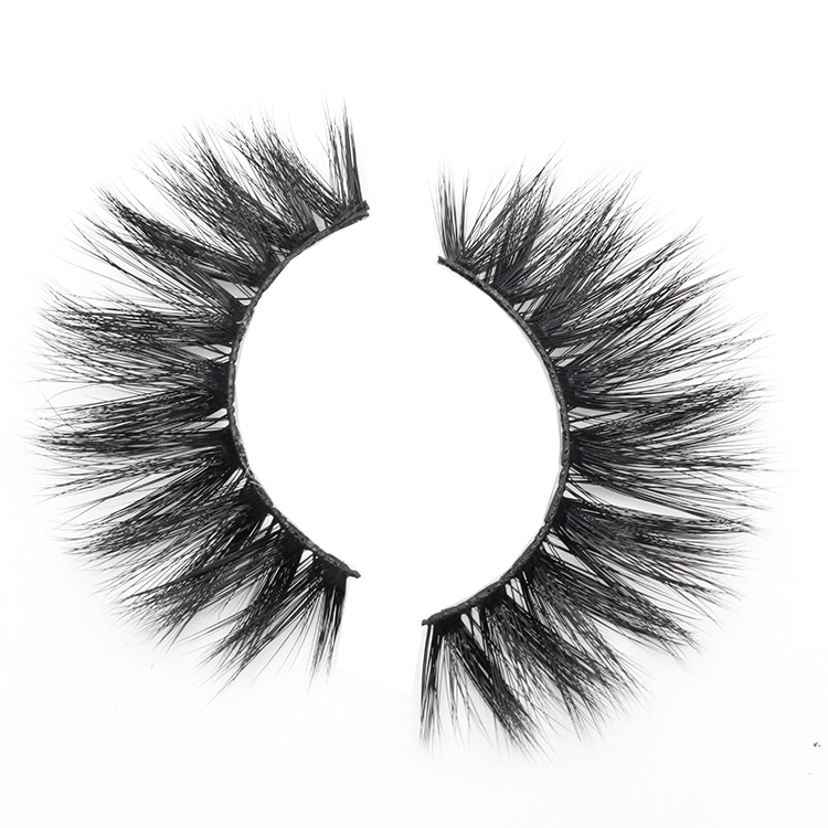 Best quality 3D faux mink false eyelashes with own brand packaging box to Europe